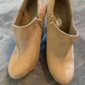 Rue21 tan suede wedge bootie